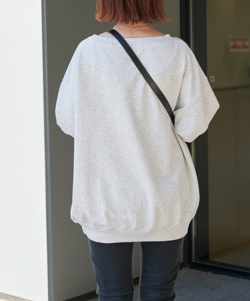 Spick & Span(スピックアンドスパン)の「《WEB限定 / 追加》ルーズロゴスウェット(スウェット・レディース・ライトグレー/ピンク系その他・FREE)」の9枚目の写真