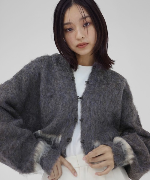 hellam(へラム)の「【さきっぺさんコラボ】2wayデザインホック配色ショートニット(ニット/セーター・レディース・グリーン/チャコール/カーキ/グレー・FREE)」の15枚目の写真