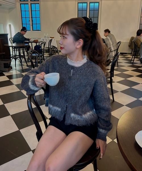 hellam(へラム)の「【さきっぺさんコラボ】2wayデザインホック配色ショートニット(ニット/セーター・レディース・グリーン/チャコール/カーキ/グレー・FREE)」の21枚目の写真