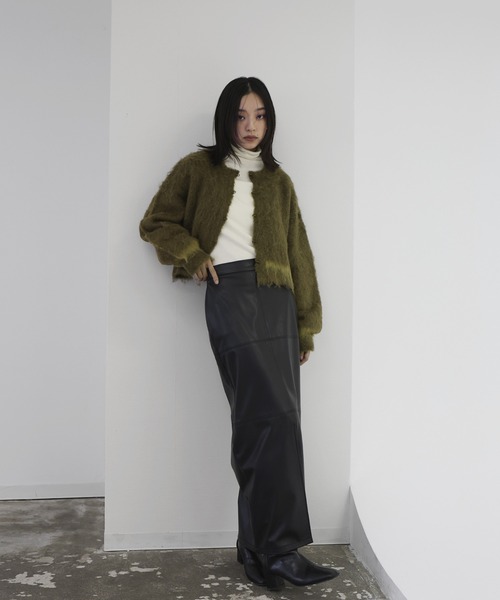 hellam(へラム)の「【さきっぺさんコラボ】2wayデザインホック配色ショートニット(ニット/セーター・レディース・グリーン/チャコール/カーキ/グレー・FREE)」の8枚目の写真