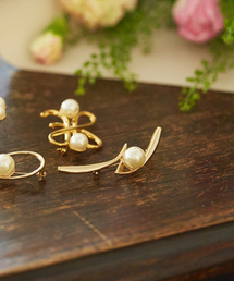 abahouse mavie | ラインパールブローチ(ブローチ/コサージュ)