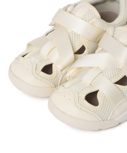 IFME（イフミー）の「【別注】IFME / メッシュ スニーカー（15～22cm）（サンダル・キッズ・ホワイト/ブラック/グレー・15 /16/17/18/19/20/21/22）」の17枚目の写真
