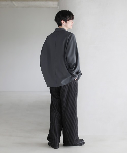 ETELIO（エテリオ）の「【防シワ】コンフォートリラックスドルマン長袖シャツ（シャツ/ブラウス・メンズ・ホワイト/ブラック/ホワイト系/ブルー系/チャコール/ワイン・S/M/L/XL）」の14枚目の写真