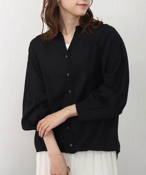 libelle more(リベル モア)の「微光沢シワ加工 裾タック微シアーシャツ(シャツ/ブラウス・レディース・イエロー/オフホワイト/サックスブルー/ブラック・M/L)」の3枚目の写真