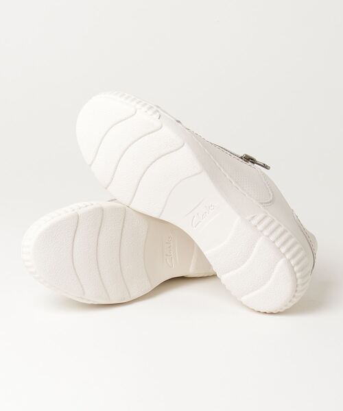 Clarks（クラークス）の「Caroline Janna / キャロラインジャナ（ホワイト）（スニーカー・レディース・ホワイト・UK5/UK6/UK4/UK3/UK3.5/UK4.5/UK5.5）」の3枚目の写真
