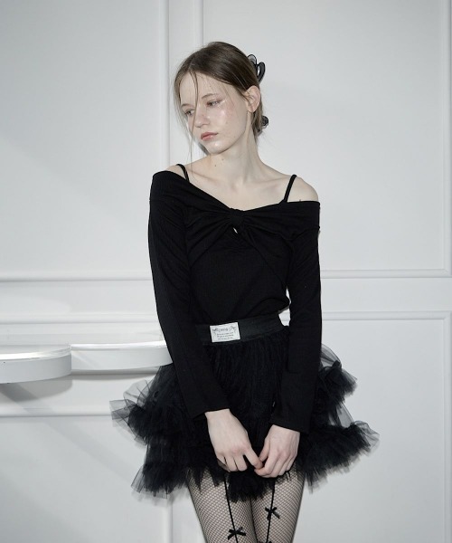 lilLilly（リルリリー）の「オフショルリボンアンサンブル（アンサンブル・レディース・グレー/ホワイト/ブラック・FREE）」の4枚目の写真