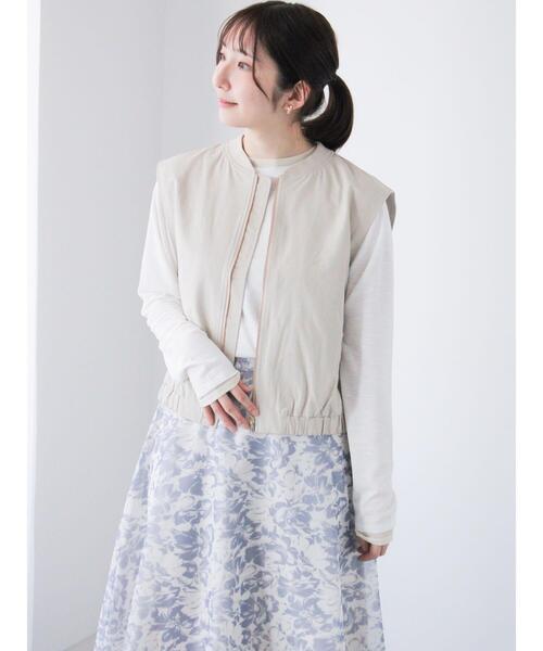 Te chichi TERRASSE（テチチテラス）の「MA-1ショートベスト《2025spring catalog item》（ベスト・レディース・ベージュ/カーキ・F）」の4枚目の写真