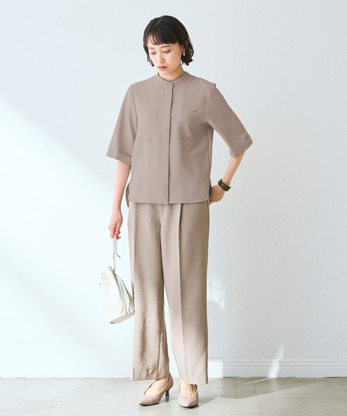 CROSS FUNCTION（クロスファンクション）の「《シワになりにくい》サマナチュラ リネンライクバンドカラーハーフスリーブブラウス【CF/クロスファンクション】（シャツ/ブラウス・レディース・ライトベージュ/ブルー/チャコールグレー/モカ/ミント・LL/L/M）」の8枚目の写真