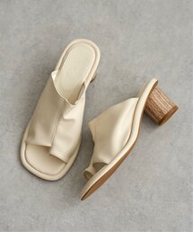 notch.（ノッチ）の「ワイドストレッチラウンドサンダル（サンダル）」