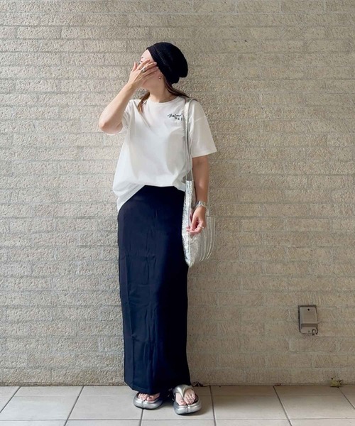 GeeRA(ジーラ)の「サガラ刺繍バックロゴオーバーサイズ半袖Tシャツ(Tシャツ/カットソー・レディース・オートミール/チャコール/オフホワイト・LARGE/MEDIUM)」の14枚目の写真