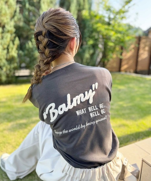 GeeRA(ジーラ)の「サガラ刺繍バックロゴオーバーサイズ半袖Tシャツ(Tシャツ/カットソー・レディース・オートミール/チャコール/オフホワイト・LARGE/MEDIUM)」の16枚目の写真
