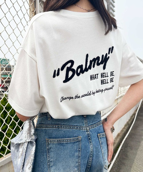 GeeRA(ジーラ)の「サガラ刺繍バックロゴオーバーサイズ半袖Tシャツ(Tシャツ/カットソー・レディース・オートミール/チャコール/オフホワイト・LARGE/MEDIUM)」の20枚目の写真