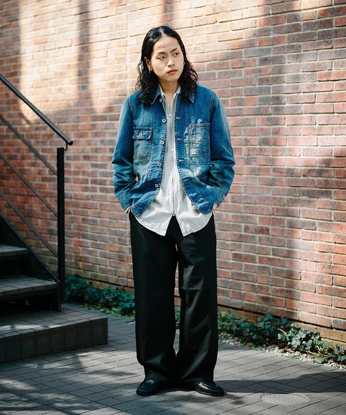 CONZ(コンズ)の「別注 WAVE TUCK PANTS(スラックス・メンズ・ブラック/ダークグレー・M/L)」の10枚目の写真