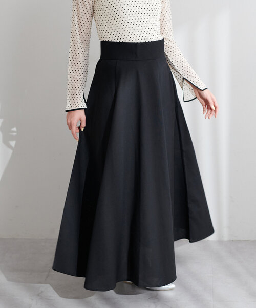 natural couture（ナチュラルクチュール）の「綿麻ハイウエストサーキュラースカート（スカート・レディース・その他1/ブルー/ブラック/ライトベージュ・LARGE/MEDIUM）」の5枚目の写真