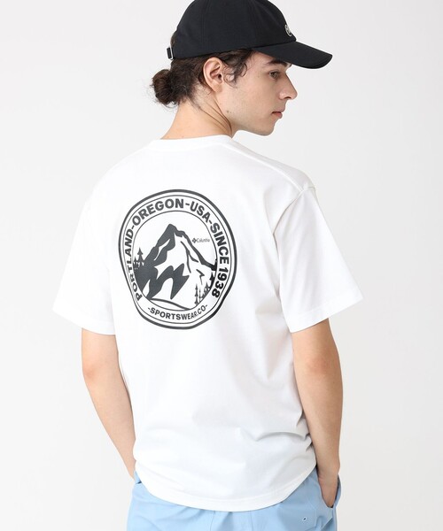 Columbia(コロンビア)の「Columbia/メンズ アーバンハイクグラフィックシ ョートスリーブ Tシャツ 速乾 UVカット/コロンビア(Tシャツ/カットソー・メンズ・ブラック/ホワイト/ホワイト系その他/ブルー/ネイビー/イエロー/ブラック系その他2/ブルー系その他3/ブルー系その他2/ブルー系その他4/ブラック系その他/ホワイト系その他2/ホワイト系その他3・M/S/L/XL)」の2枚目の写真