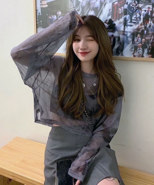 VIBGYOR（ヴィブジョー）の「【EIZZ/アイズ】タイダイ染め シアー クロップド トップス（Tシャツ/カットソー・レディース・パープル/グレー・FREE）」の6枚目の写真