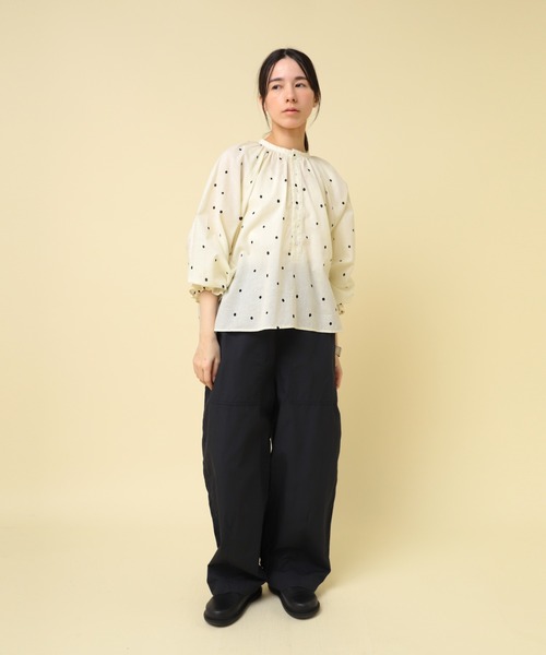 RNA-N(アールエヌエーエヌ)の「B2884 コットンリネンドットブラウス(シャツ/ブラウス・レディース・キナリ/ブラック/グリーン・FREE)」の17枚目の写真