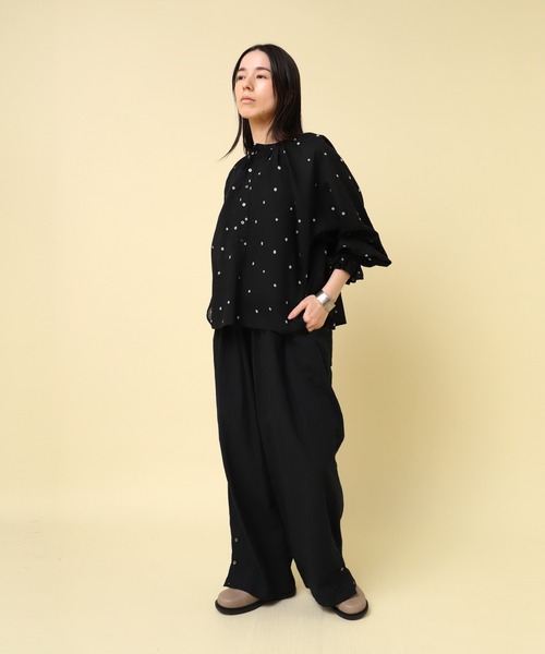 RNA-N(アールエヌエーエヌ)の「B2884 コットンリネンドットブラウス(シャツ/ブラウス・レディース・キナリ/ブラック/グリーン・FREE)」の21枚目の写真