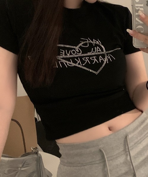 lilful(リルフル)の「ラインストーン ハートレタリングロゴ コンパクトピチT(Tシャツ/カットソー・レディース・ホワイト/ブラック・M/S)」の8枚目の写真