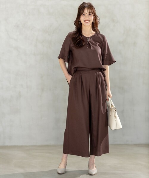 ANY SIS(エニィスィス)の「スムージーポリエステルタックフレア パンツ(その他パンツ・レディース・ダルブルー系/ネイビー系/ライトグリーン系9/レッド系/ダークブラウン系9・1/2/3)」の8枚目の写真