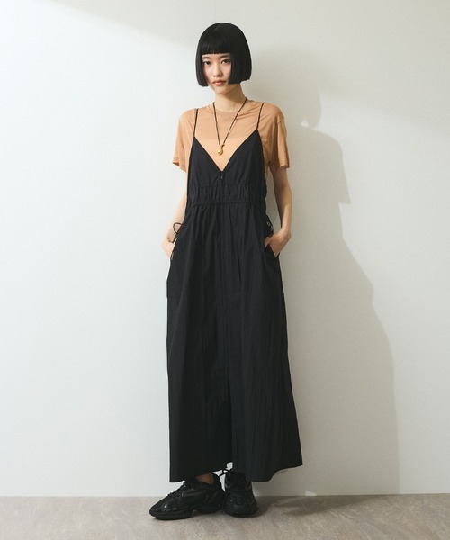 セール】【WEB限定】フロントジップギャザーキャミワンピース