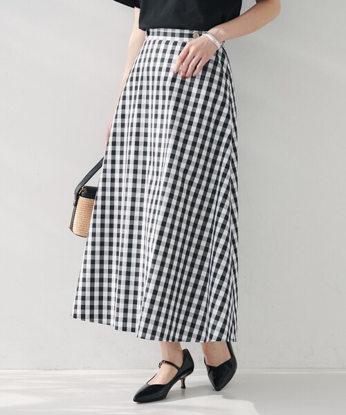 UNTITLED(アンタイトル)の「【後ろウエストゴム/洗える】ギンガムチェックAラインスカート(スカート・レディース・ブラウン系その他3/ブラック系1・46/48/50/00/01/02/03/44/42/04)」の11枚目の写真