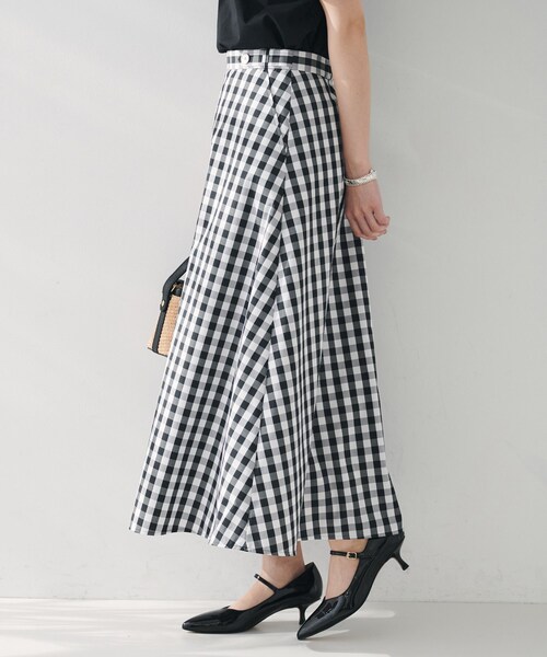 UNTITLED(アンタイトル)の「【後ろウエストゴム/洗える】ギンガムチェックAラインスカート(スカート・レディース・ブラウン系その他3/ブラック系1・46/48/50/00/01/02/03/44/42/04)」の12枚目の写真