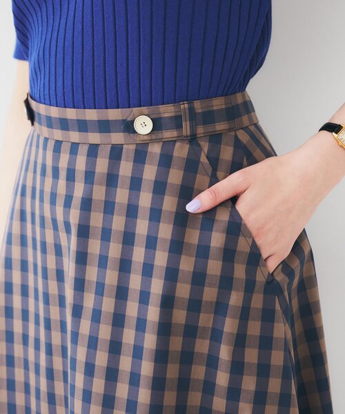 UNTITLED(アンタイトル)の「【後ろウエストゴム/洗える】ギンガムチェックAラインスカート(スカート・レディース・ブラウン系その他3/ブラック系1・46/48/50/00/01/02/03/44/42/04)」の10枚目の写真