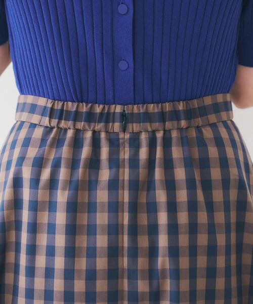 UNTITLED(アンタイトル)の「【後ろウエストゴム/洗える】ギンガムチェックAラインスカート(スカート・レディース・ブラウン系その他3/ブラック系1・46/48/50/00/01/02/03/44/42/04)」の3枚目の写真