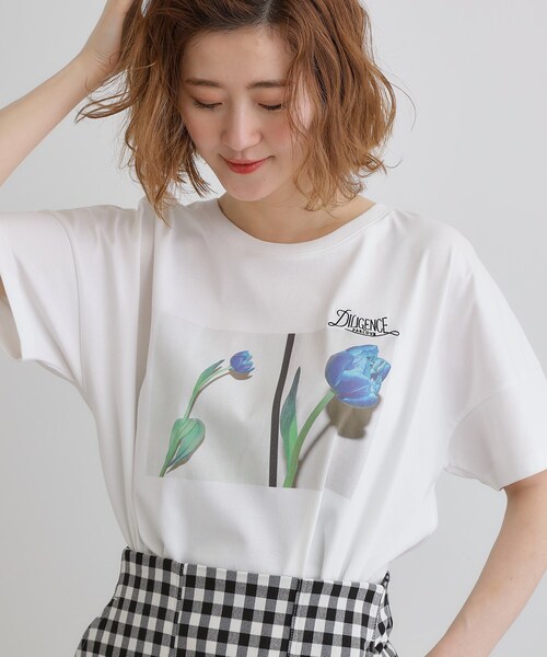 grove（グローブ）の「【コラボITEM】DILIGENCE PARLOUR フォトフレアTシャツ（Tシャツ/カットソー・レディース・ホワイト系3/オフホワイト・02/03/01/04/05）」の15枚目の写真
