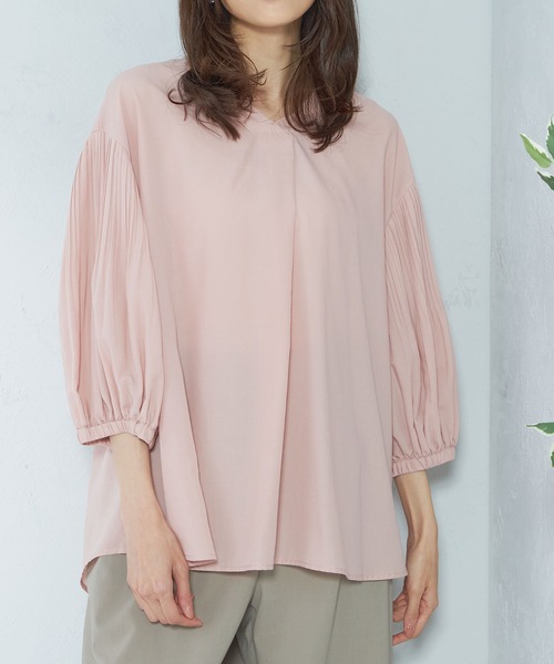 GALLORIA(ギャローリア)の「袖プリーツブラウス(シャツ/ブラウス・レディース・スモークピンク/ネイビー/ライトブルー・LL/S/M/L)」の3枚目の写真