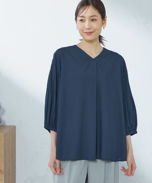 GALLORIA(ギャローリア)の「袖プリーツブラウス(シャツ/ブラウス・レディース・スモークピンク/ネイビー/ライトブルー・LL/S/M/L)」の9枚目の写真