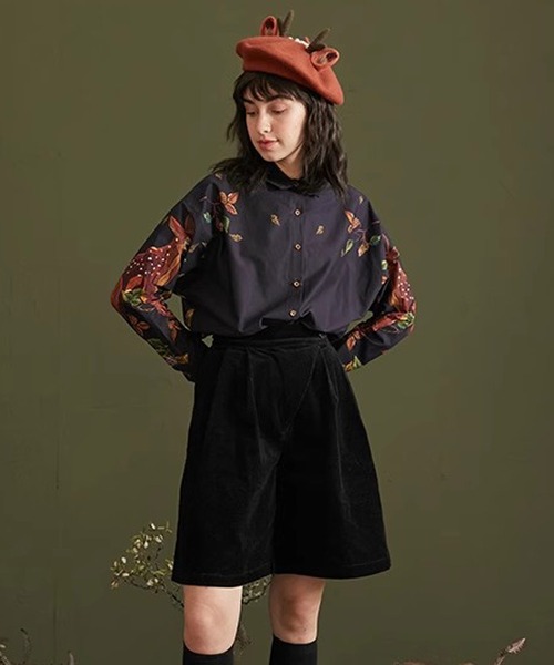 ABBEY MARKET(アビーマーケット)の「Camoooni 長袖 小鹿デザインブラウス(シャツ/ブラウス・レディース・ブラック・MEDIUM/LARGE/SMALL)」の3枚目の写真