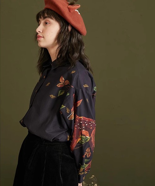 ABBEY MARKET(アビーマーケット)の「Camoooni 長袖 小鹿デザインブラウス(シャツ/ブラウス・レディース・ブラック・MEDIUM/LARGE/SMALL)」の8枚目の写真