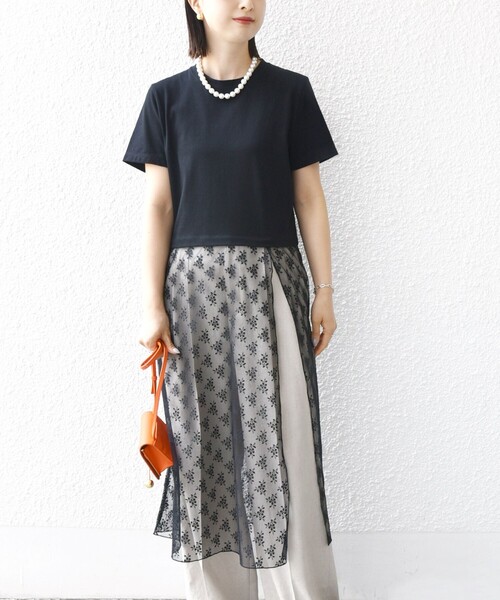 SHIPS(シップス)の「【WEB限定】ラッセル レース ドッキング TEE(Tシャツ/カットソー・レディース・ブラック/オフホワイト・ONE SIZE)」の2枚目の写真