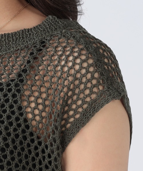 CECIL McBEE(セシルマクビー)の「接触冷感ウォッシャブルサイドドロストニットトップス(ニット/セーター・レディース・ベージュ/チャコールグレー/カーキ/ブラック・MEDIUM)」の13枚目の写真