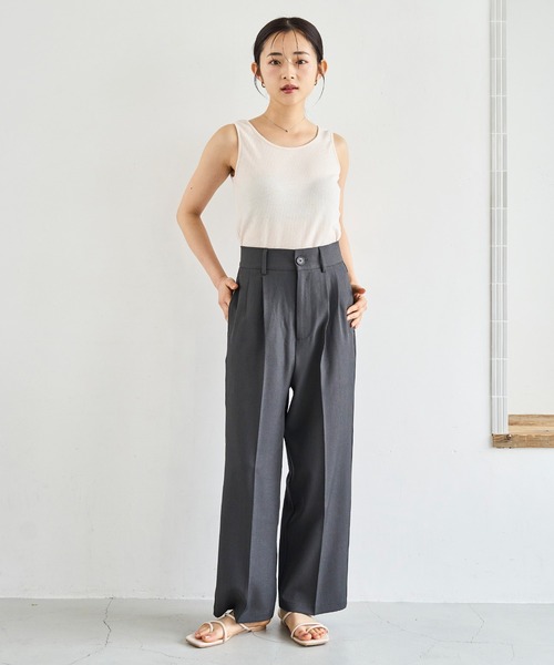 mil(ミル)の「ハイウエスト センタープレスパンツ(その他パンツ・レディース・チャコールグレー/ライトベージュ/グレイッシュベージュ・S-Short/M-Short/S-Regular)」の4枚目の写真