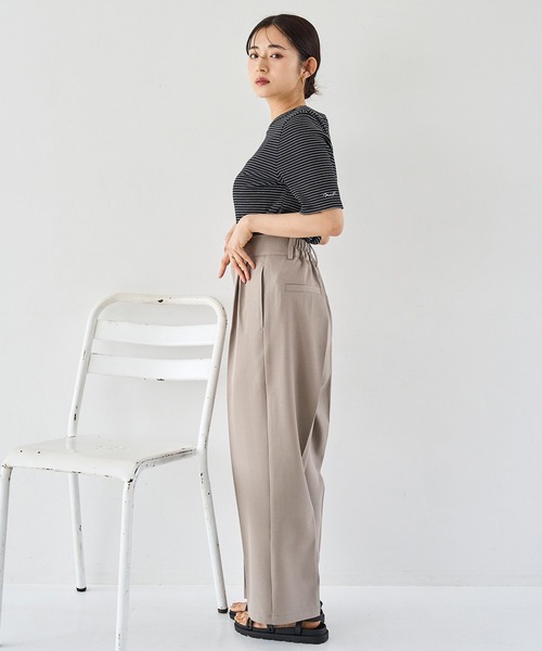 mil(ミル)の「ハイウエスト センタープレスパンツ(その他パンツ・レディース・チャコールグレー/ライトベージュ/グレイッシュベージュ・S-Short/M-Short/S-Regular)」の17枚目の写真