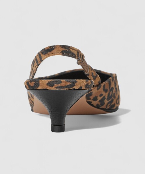 allureville（アルアバイル）の「◇ ポインテッドスリングバックストラップパンプス（パンプス・レディース・ブラック/ブラウン系その他/キャメル・24.5/23.5/22.5）」の11枚目の写真