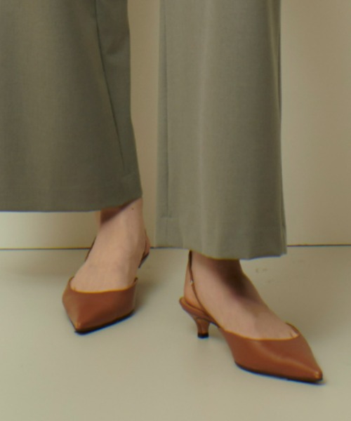 ◇ ポインテッドスリングバックストラップパンプス（パンプス