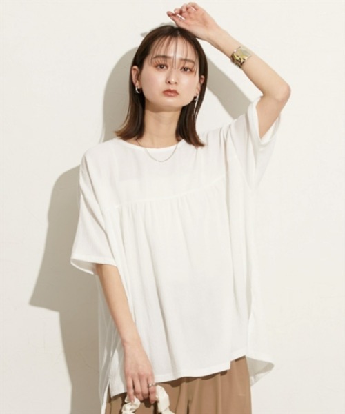 nissen（ニッセン）の「シャーリング素材裾フレアプルオーバー（Tシャツ/カットソー・レディース・ブラウン系1/ブラック/オフホワイト/ブラック系1・M/L）」の2枚目の写真