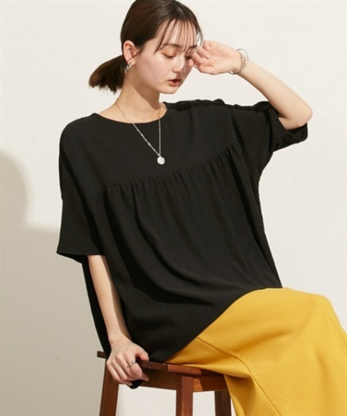 nissen（ニッセン）の「シャーリング素材裾フレアプルオーバー（Tシャツ/カットソー・レディース・ブラウン系1/ブラック/オフホワイト/ブラック系1・M/L）」の3枚目の写真