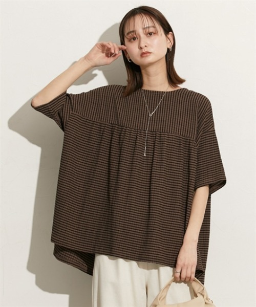 nissen（ニッセン）の「シャーリング素材裾フレアプルオーバー（Tシャツ/カットソー・レディース・ブラウン系1/ブラック/オフホワイト/ブラック系1・M/L）」の19枚目の写真