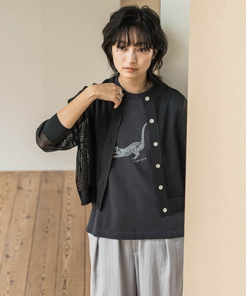 MAYSON GREY(メイソングレイ)の「透かし柄編みニットカーディガン≪手洗い可能≫(カーディガン/ボレロ・レディース・ブルー/イエロー/ホワイト/ライトグレー/チャコールグレー・M)」の17枚目の写真