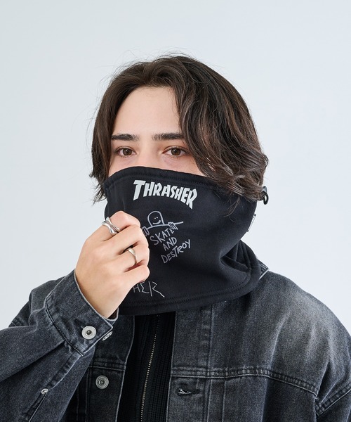 THRASHER(スラッシャー)の「【THRASHER】THRASHER マルチロゴスウェットネックウォーマー YMY(ネックウォーマー/スヌード・メンズ・ブラック系1/ブラック/グレー・FREE)」の4枚目の写真