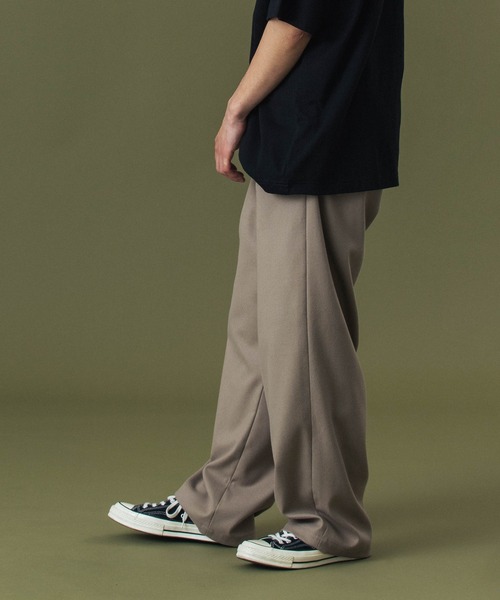 XLARGE（エクストララージ）の「WIDE TUCK PANTS（その他パンツ・メンズ・ベージュ/ブラック・32inch/30inch/36inch/34inch）」の9枚目の写真