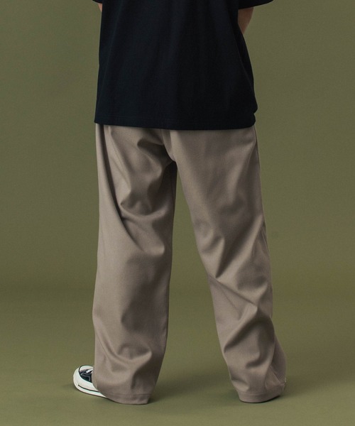XLARGE（エクストララージ）の「WIDE TUCK PANTS（その他パンツ・メンズ・ベージュ/ブラック・32inch/30inch/36inch/34inch）」の10枚目の写真