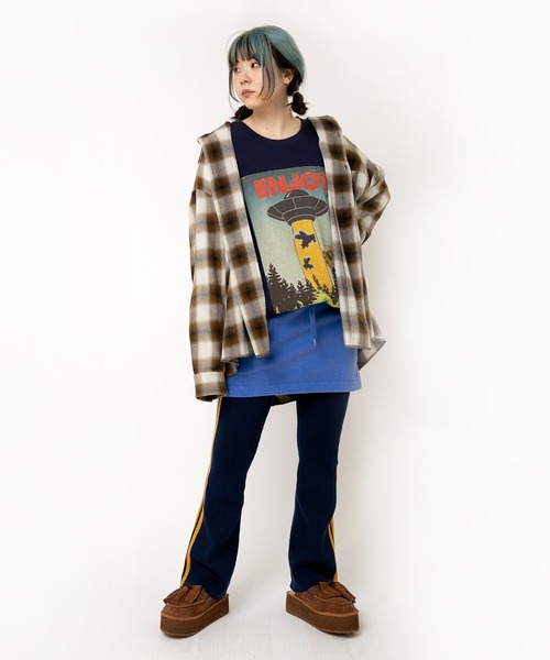 RNA(アールエヌエー)の「R4371 ラインリブフレアレギンス(その他パンツ・レディース・ネイビー/ブラウン/ベージュ/杢グレー・MEDIUM)」の12枚目の写真