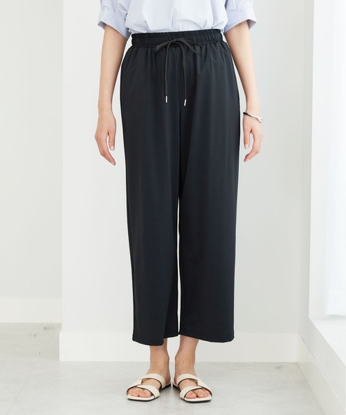 BELLUNA PLUS(ベルーナ)の「ヒンヤリ爽快!イージーワイドパンツ(その他パンツ・レディース・カーキ/ブラック・MEDIUM/X-LARGE/LARGE)」の9枚目の写真