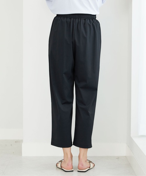 BELLUNA PLUS(ベルーナ)の「ヒンヤリ爽快!イージーワイドパンツ(その他パンツ・レディース・カーキ/ブラック・MEDIUM/X-LARGE/LARGE)」の10枚目の写真